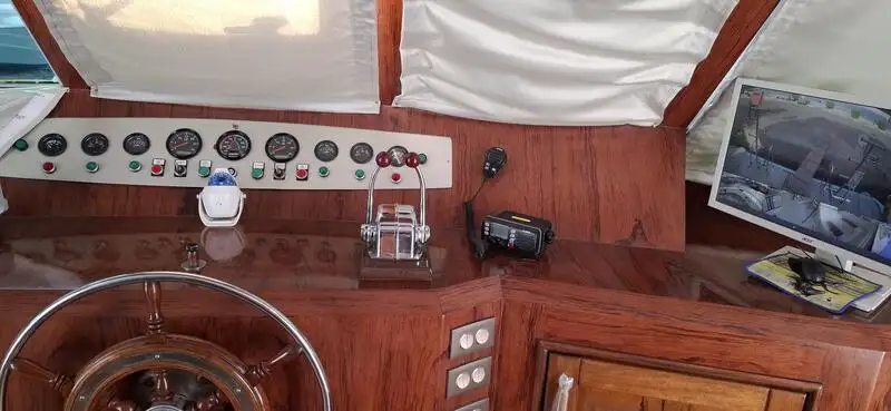 Kapal pesiar keur dijual