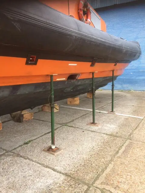 Kapal kru keur dijual