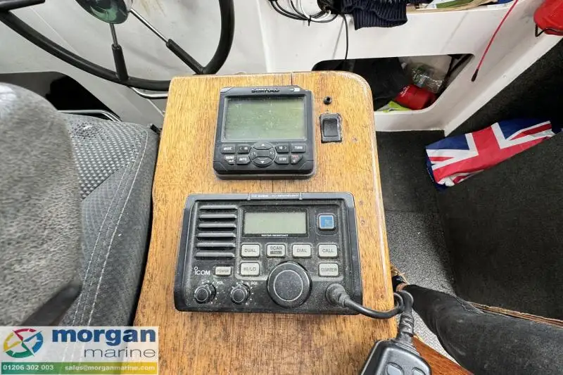 Kapal kerja keur dijual