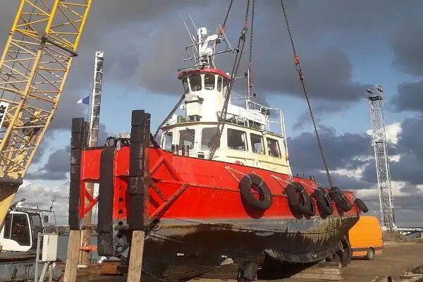 Kapal penarik keur dijual