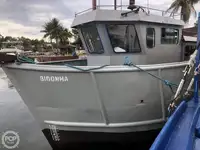 Kapal pasokan keur dijual