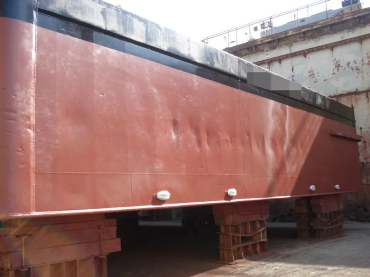 Tongkang keur dijual