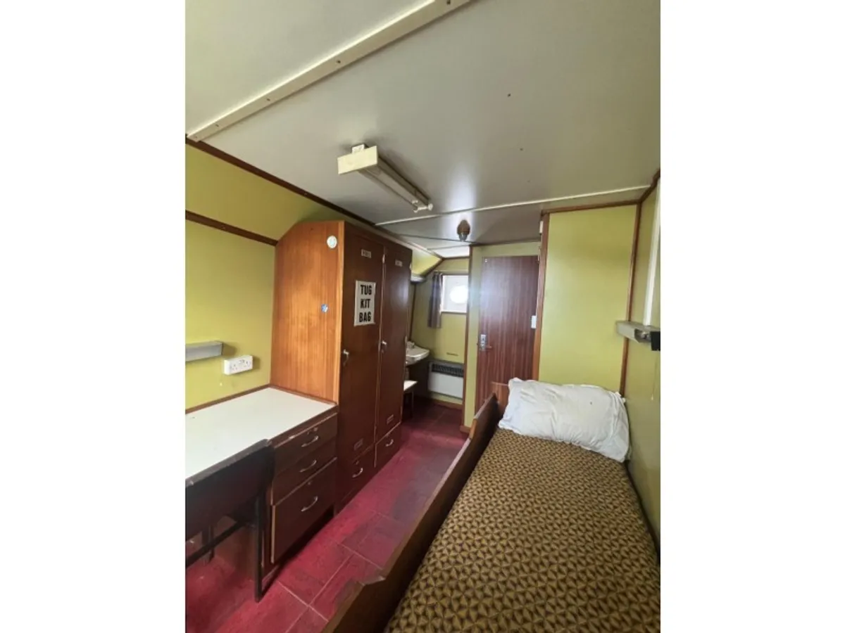 Kapal tunda keur dijual