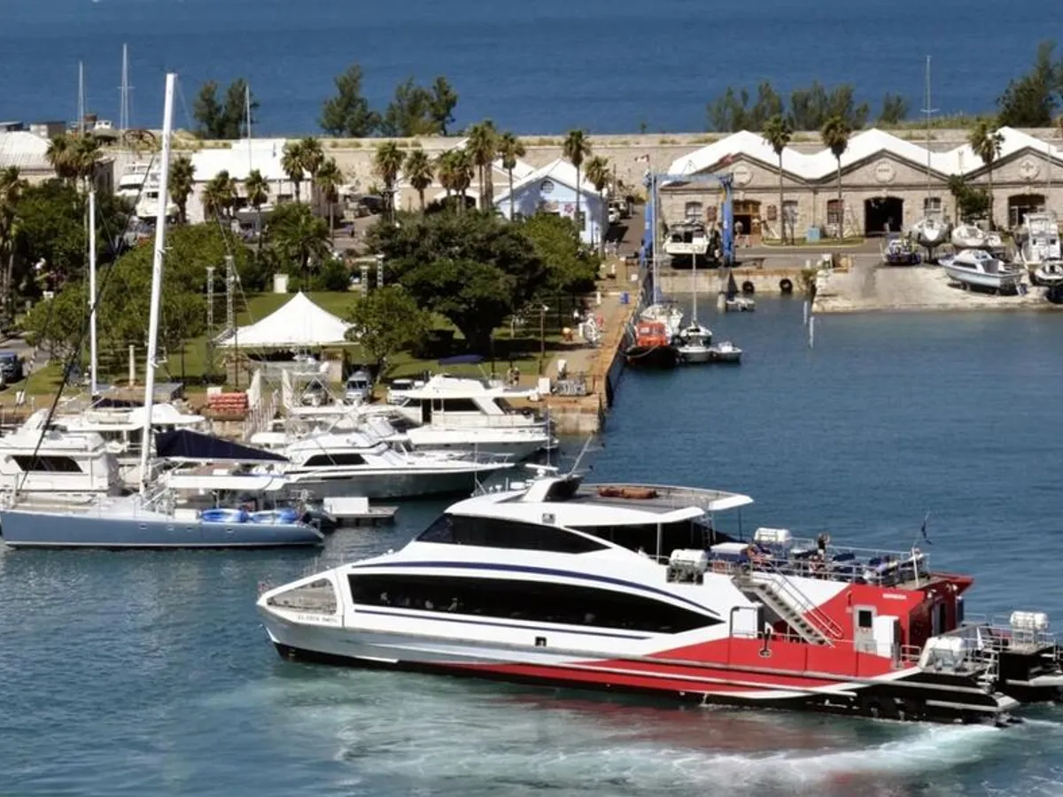 Kapal fery keur dijual
