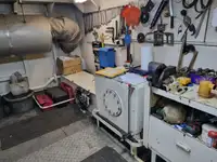 Kapal pesiar keur dijual