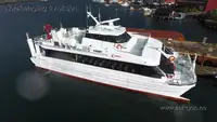 Katamaran pikeun dijual