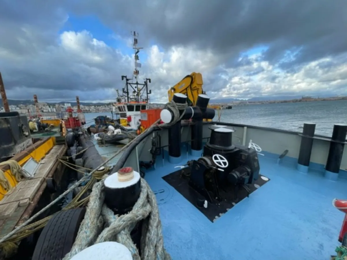 Kapal tunda keur dijual