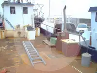 Kapal kerja keur dijual
