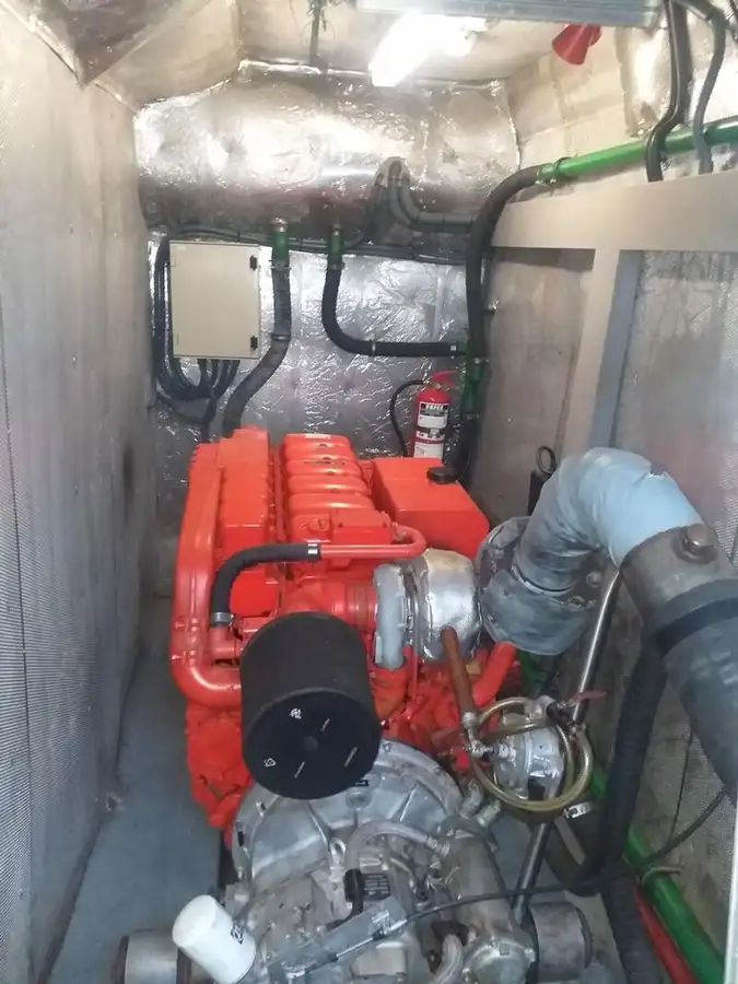 Kapal pesiar keur dijual