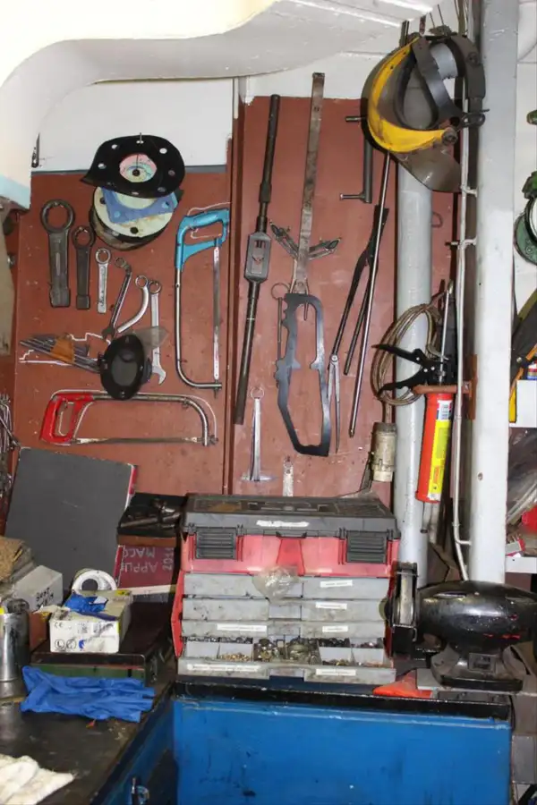 Kapal penarik keur dijual