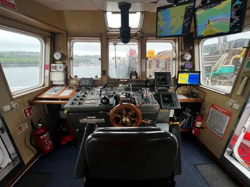Kapal penarik keur dijual