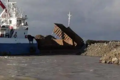 Kapal keruk keur dijual