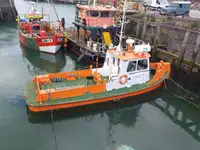 Kapal penarik keur dijual