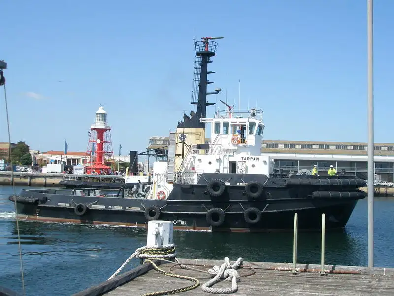Kapal penarik keur dijual