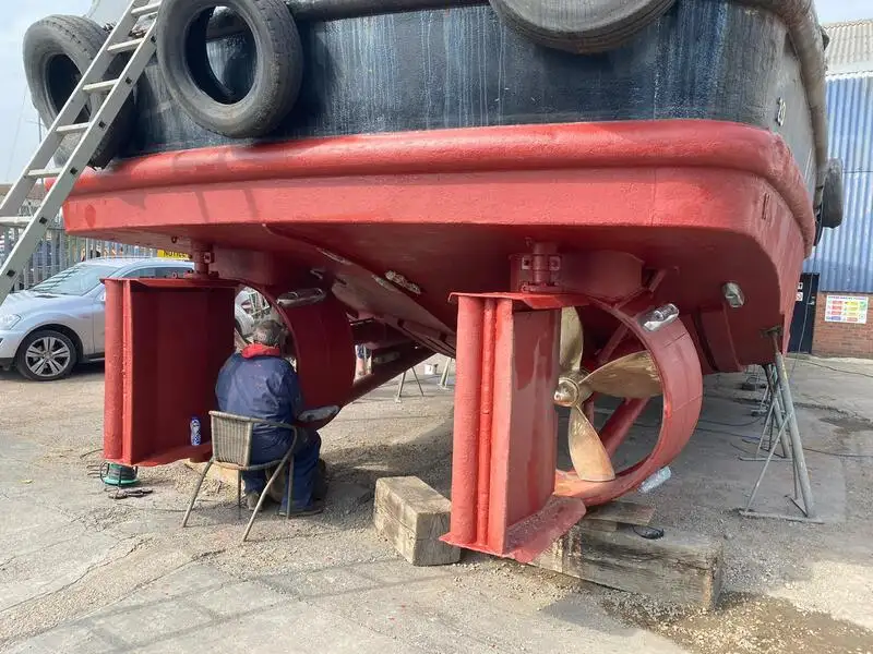 Kapal penarik keur dijual