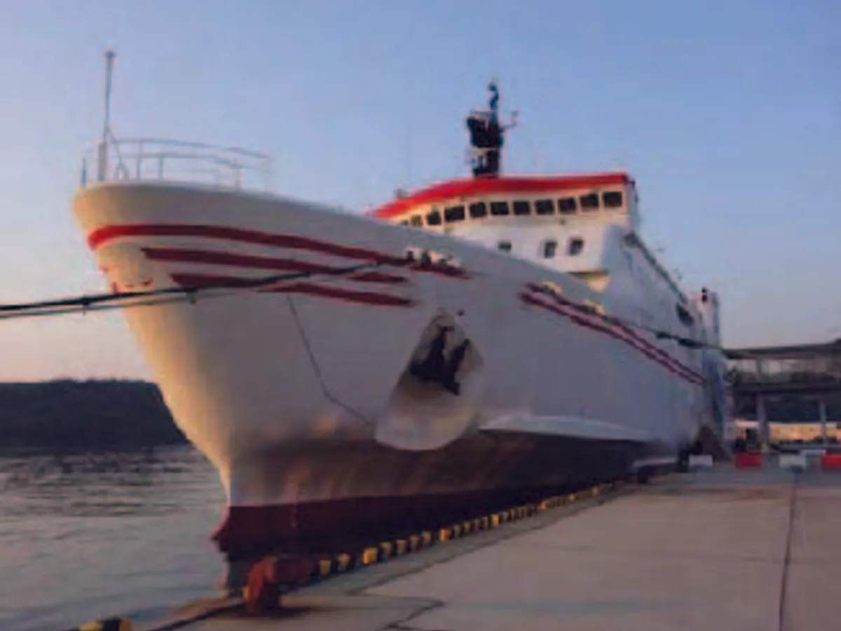 Kapal RoPax keur dijual