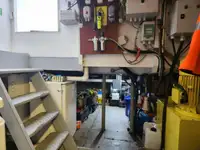 Kapal kerja keur dijual