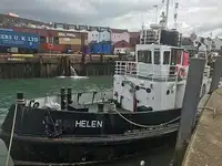 Tow boat pikeun dijual
