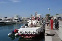 Kapal kerja keur dijual