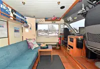 Kapal pesiar keur dijual