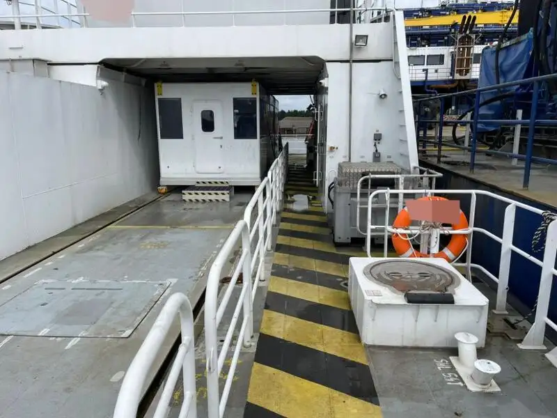 Kapal kontainer keur dijual