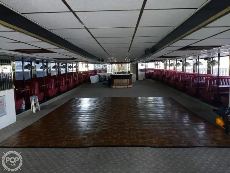 Kapal pesiar keur dijual