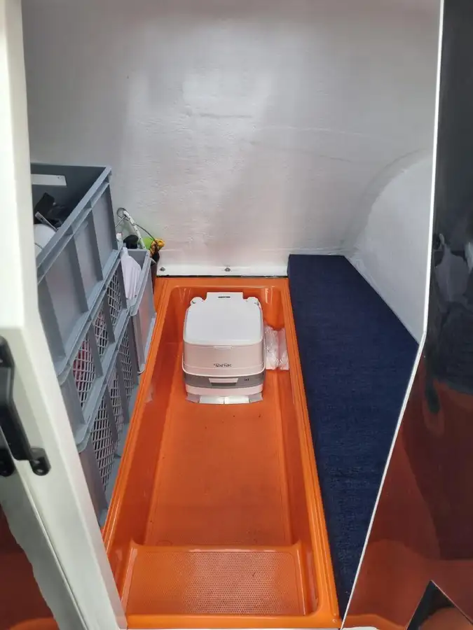 Kapal kontainer keur dijual