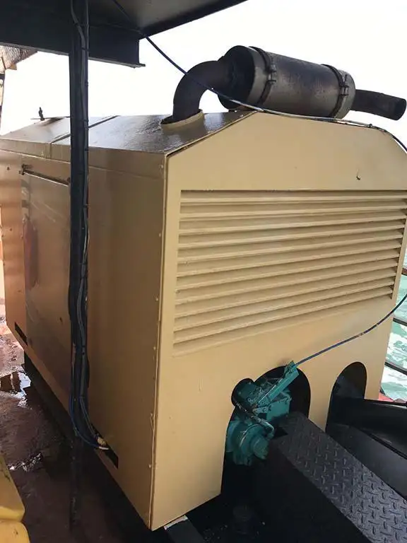 Kapal keruk keur dijual