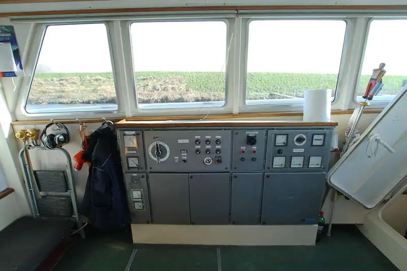 Kapal pesiar keur dijual