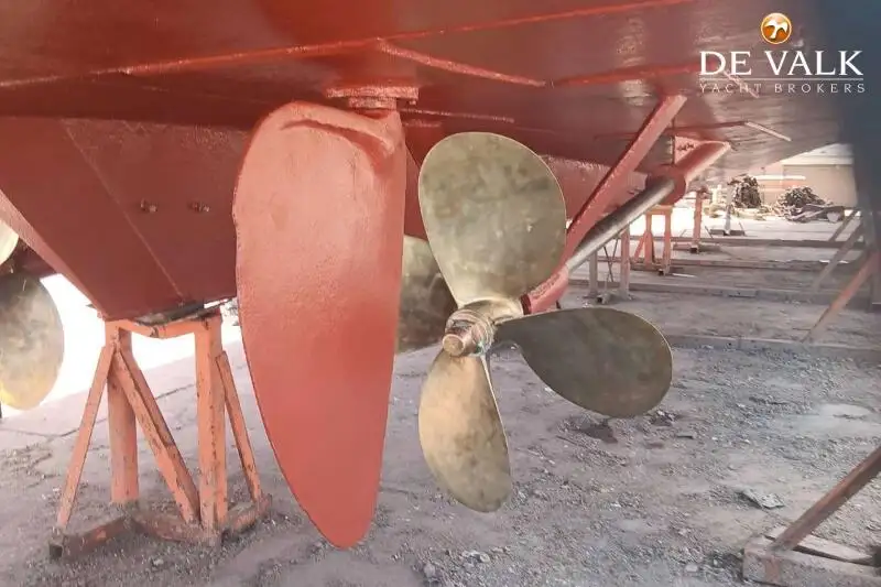 Kapal penarik keur dijual