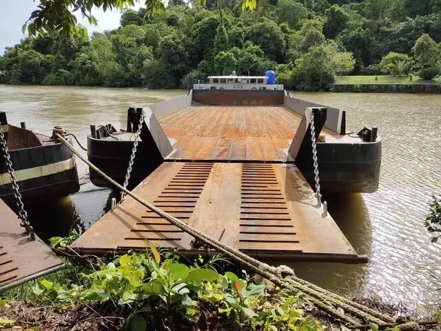 Kapal pendaratan, tangki keur dijual