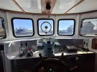 Kapal penarik keur dijual