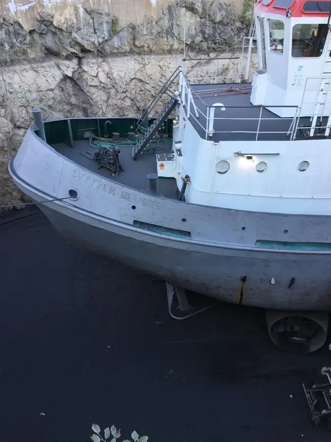 Kapal penarik keur dijual
