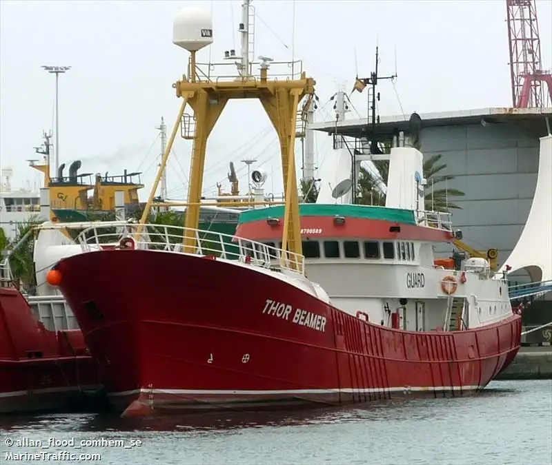 Kapal kerja keur dijual