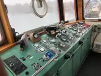 Kapal penarik keur dijual