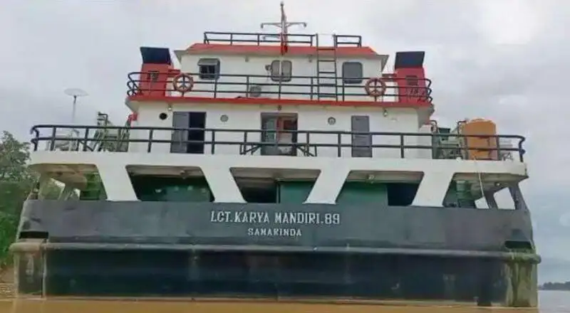 Kapal pendaratan, tangki keur dijual