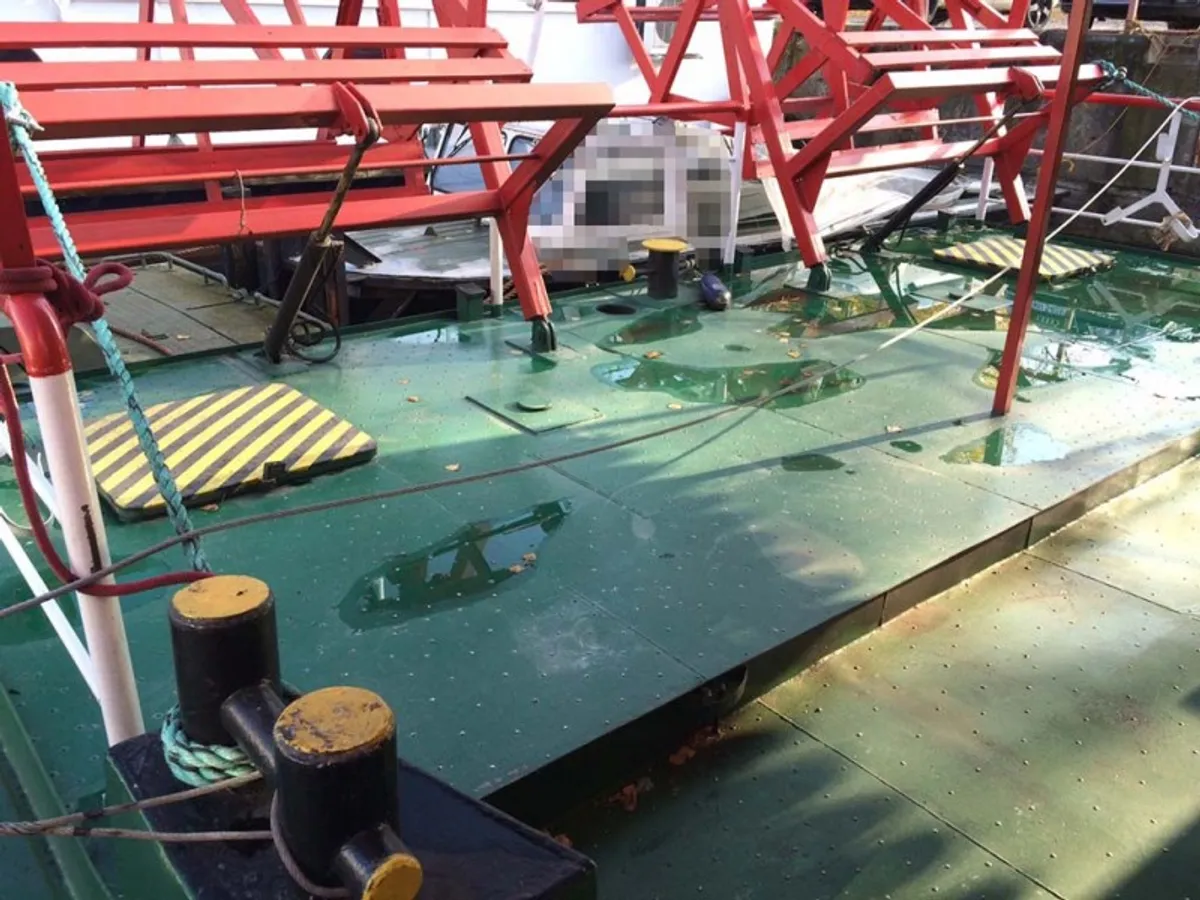 Kapal kontainer keur dijual