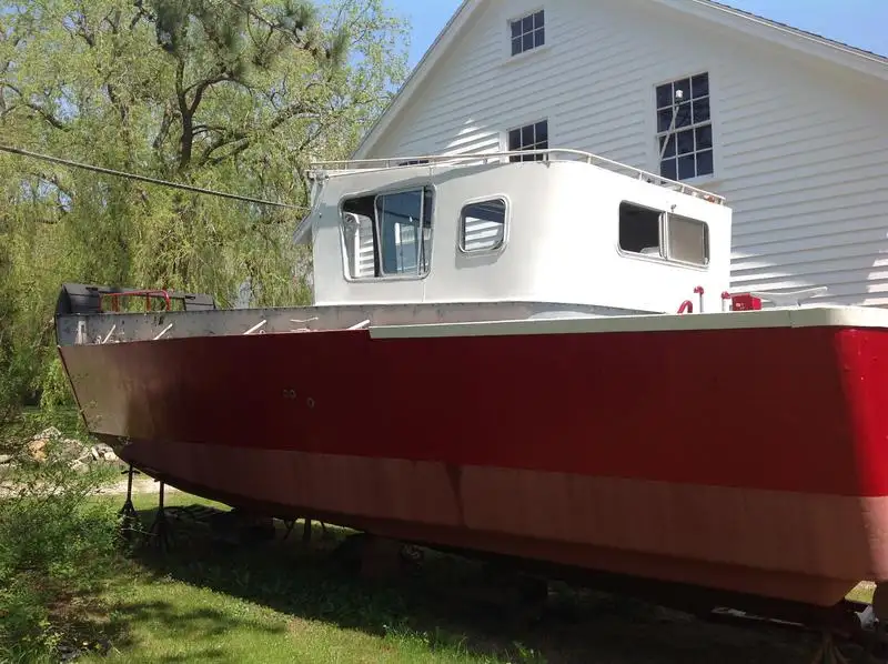 Kapal pendaratan, tangki keur dijual