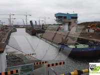 Tongkang keur dijual