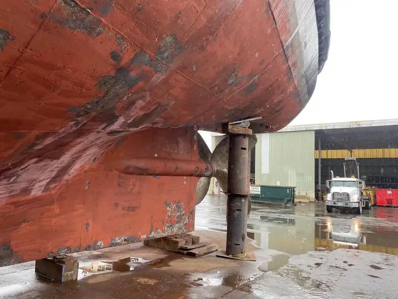 Kapal penarik keur dijual