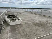 Kapal panginepan keur dijual