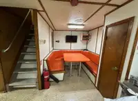 Kapal kru keur dijual