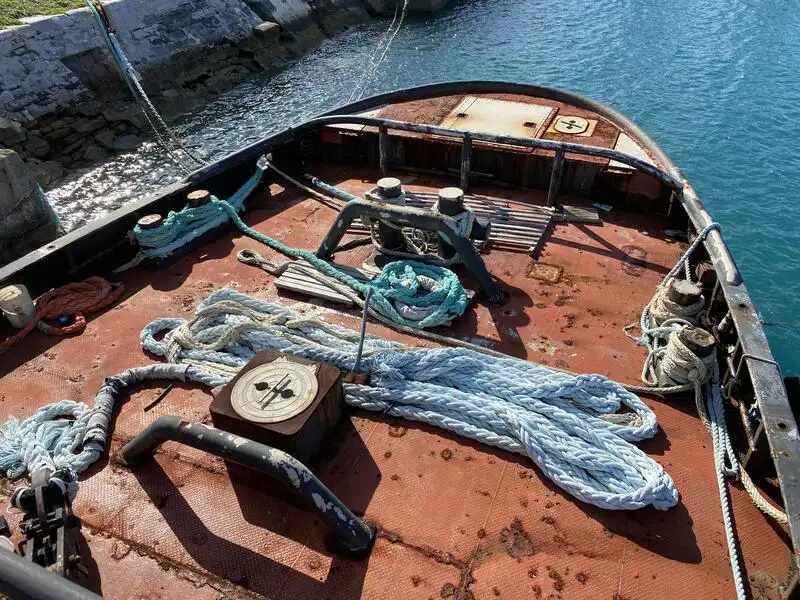 Kapal penarik keur dijual