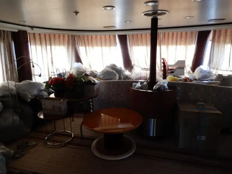 Kapal pesiar keur dijual