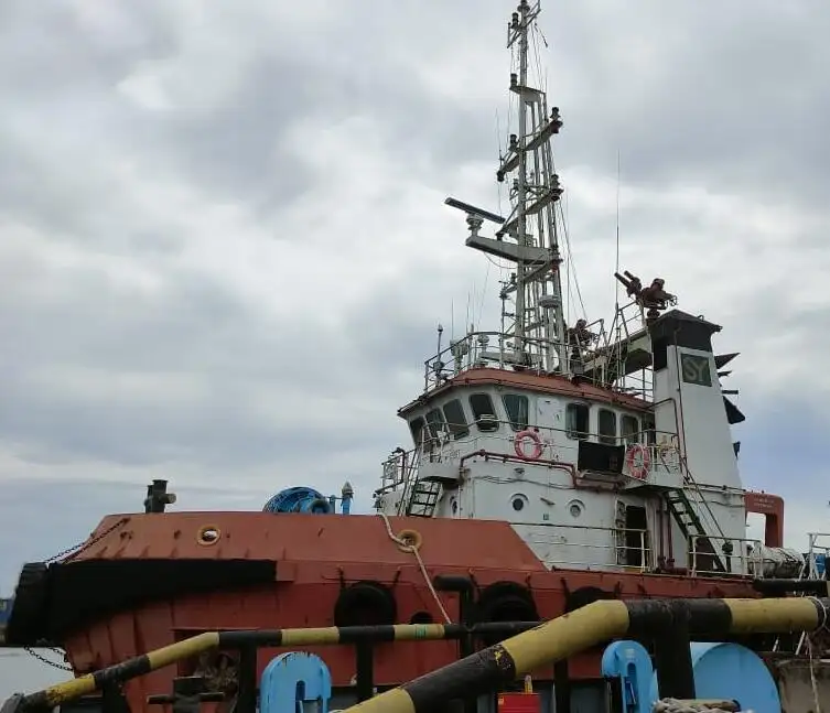 Kapal penarik keur dijual