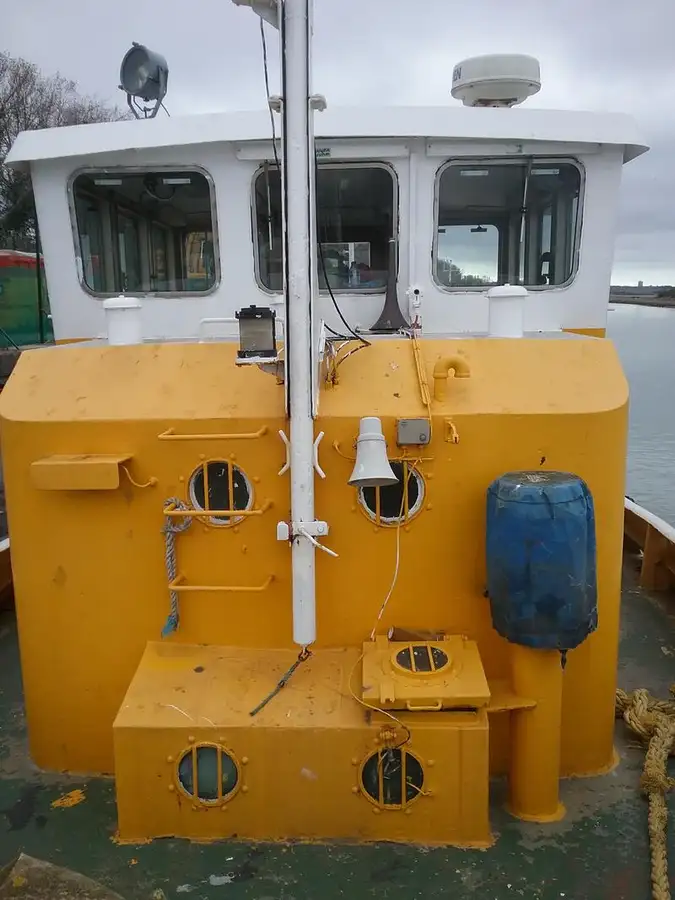 Kapal penarik keur dijual