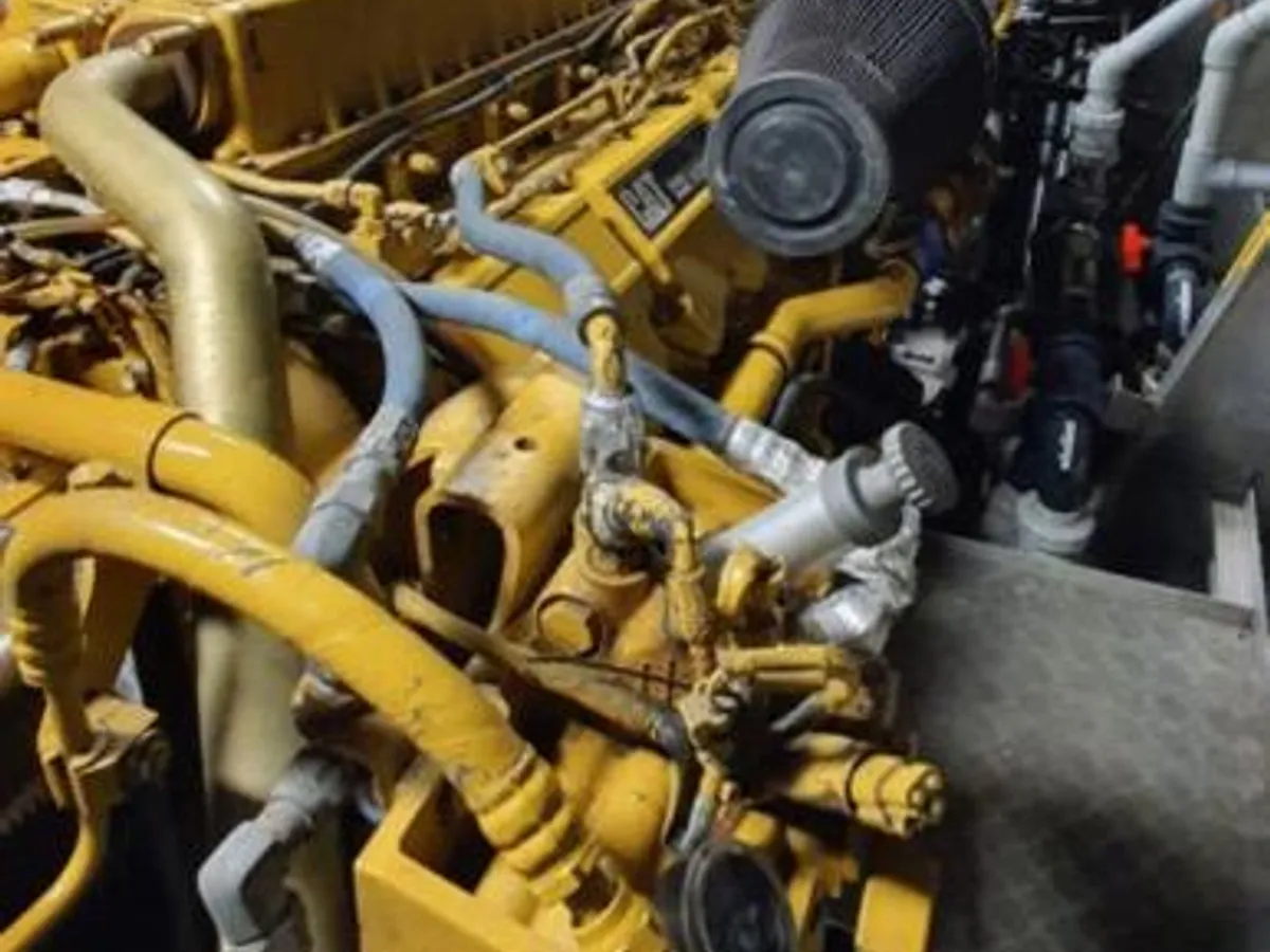 Kapal kerja keur dijual