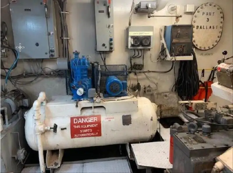 Kapal Pangiriman Cepat (FSV) keur dijual