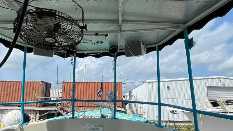 Kapal pesiar keur dijual