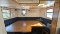 Kapal survei keur dijual